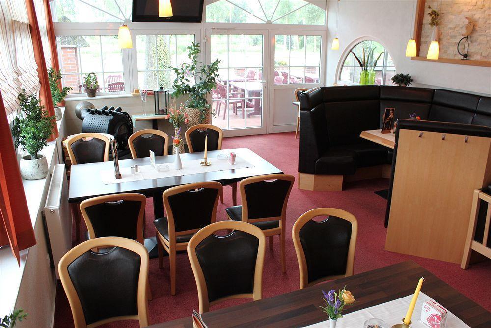 Hotel Ripken Kirchhatten Extérieur photo