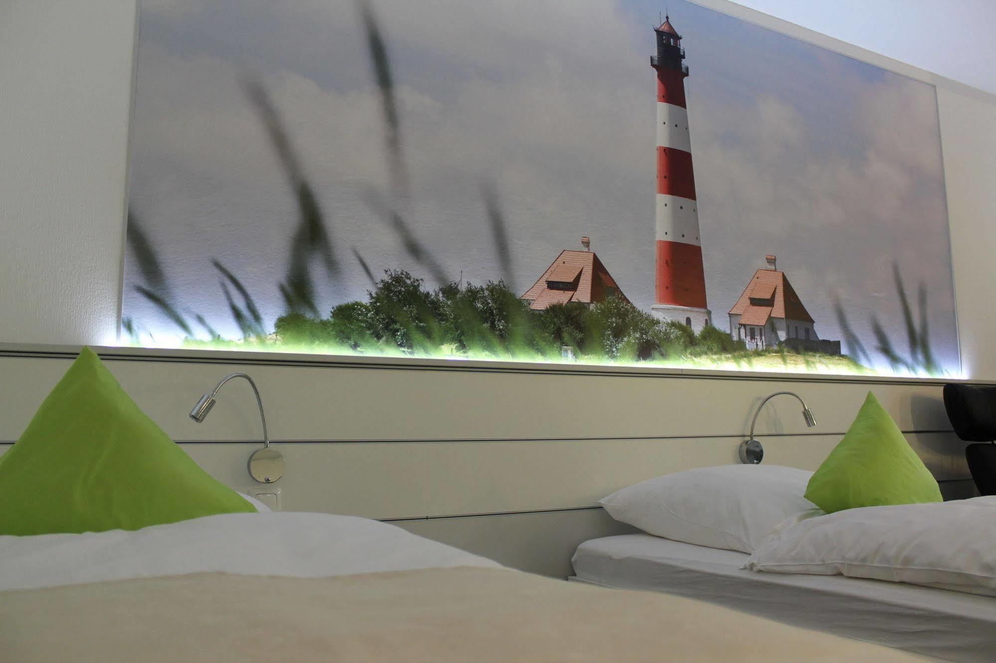 Hotel Ripken Kirchhatten Extérieur photo