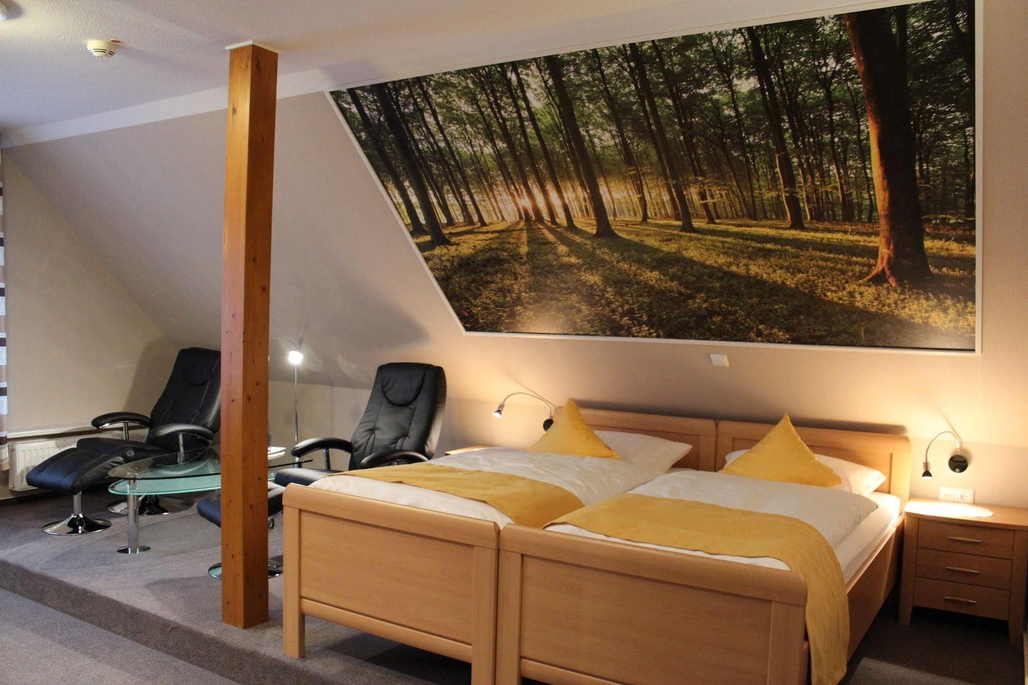 Hotel Ripken Kirchhatten Extérieur photo