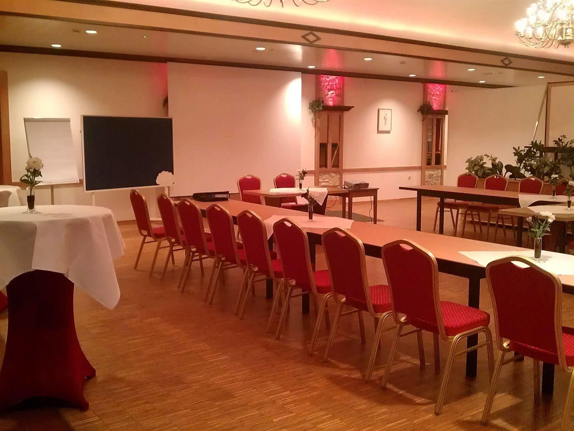 Hotel Ripken Kirchhatten Extérieur photo